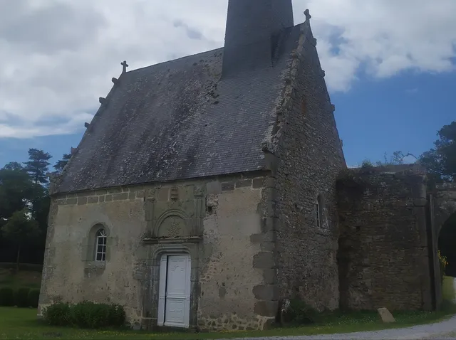 Exposition au château de Bourgon, photo 1