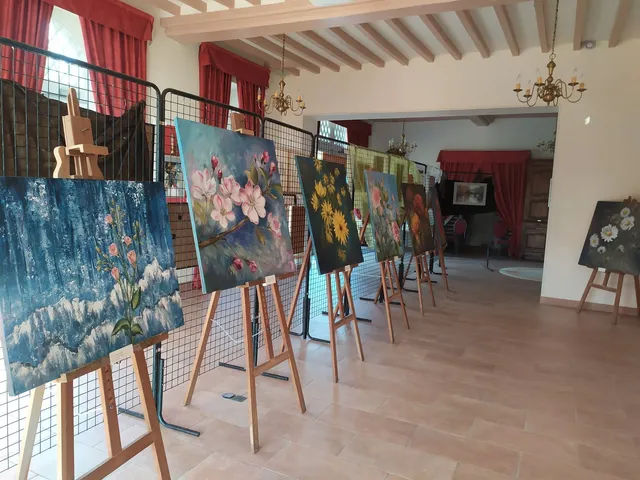 Exposition au château de Hauterives, photo 1