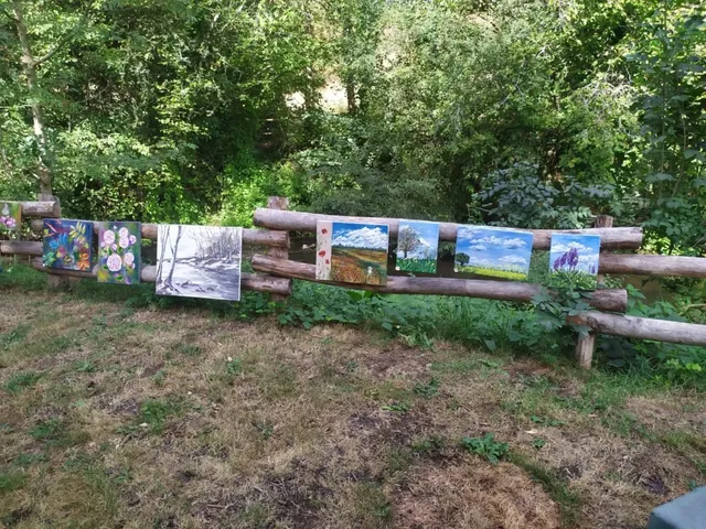 Exposition au restaurant La Taverne des Grottes, photo 2