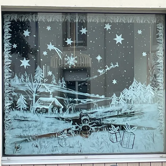 Vitrine de Noël 2025 peinte à la main, Saint-Pierre-la-Cour (53)